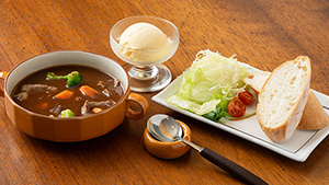 特製ビーフシチュー